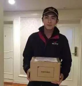 戏精快递小哥娱乐吃瓜酱,娱乐吃瓜酱带你笑翻天